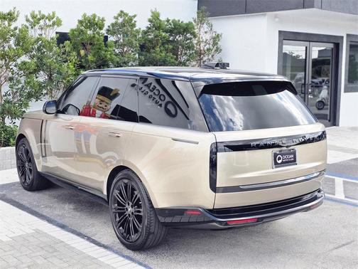 2024 Land Rover Range Rover P400 SE