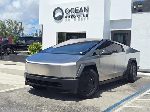 2024 Tesla Cybertruck Cyberbeast