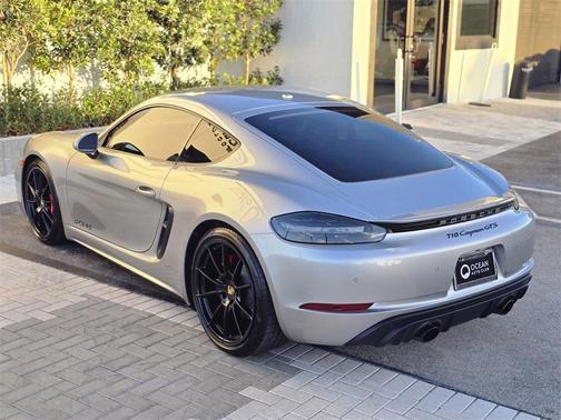 2025 Porsche 718 Cayman GTS 4.0