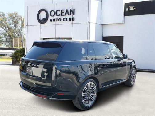 2023 Land Rover Range Rover P400 SE