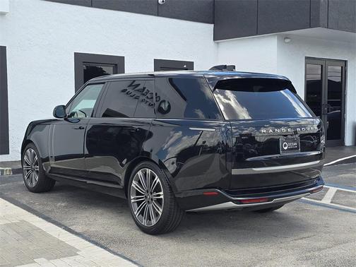 2023 Land Rover Range Rover P400 SE
