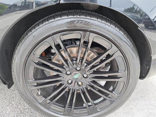 2023 Land Rover Range Rover P530 SE