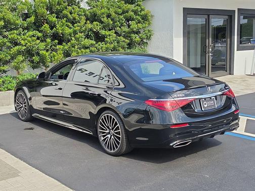 Onyx Black 2023 Mercedes-Benz S-Class S 580 4MATIC