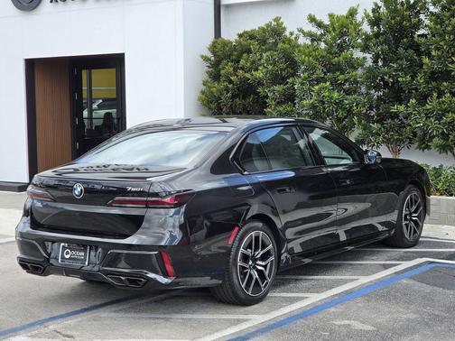 Black Sapphire Metallic 2023 BMW 760 760i xDrive