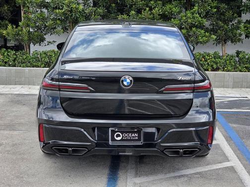 Black Sapphire Metallic 2023 BMW 760 760i xDrive