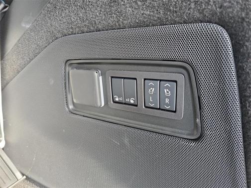 2025 Cadillac Escalade Premium Luxury Platinum