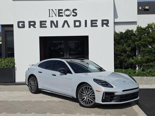 Ice Grey Metallic 2024 Porsche Panamera Base