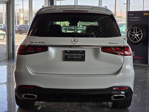 2026 Mercedes-Benz GLS 450