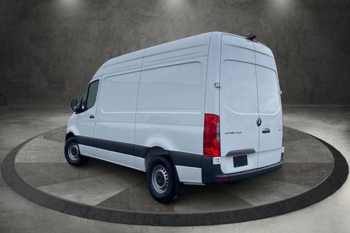2025 Mercedes-Benz Sprinter 2500 Standard Roof