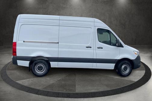 2025 Mercedes-Benz Sprinter 2500 Standard Roof