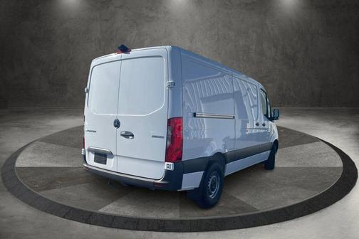 2025 Mercedes-Benz Sprinter 2500 Standard Roof