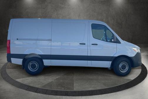 2025 Mercedes-Benz Sprinter 2500 Standard Roof