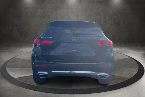 2025 Mercedes-Benz GLA 250 Base 4MATIC