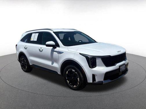 2024 Kia Sorento S