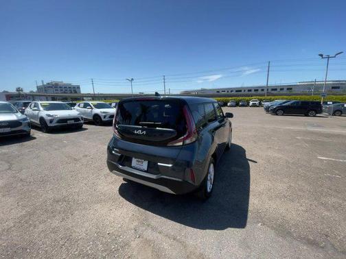 2024 Kia Soul LX