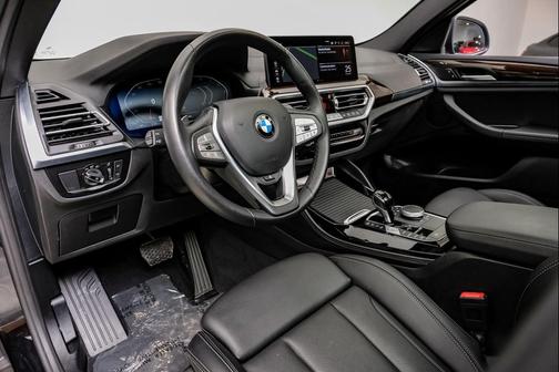 2024 BMW X4 xDrive30i