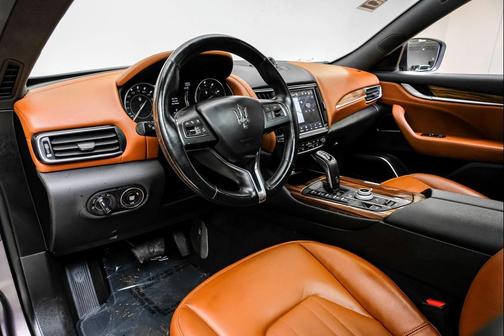 2022 Maserati Levante Modena