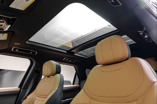 2024 Land Rover Range Rover Sport SE