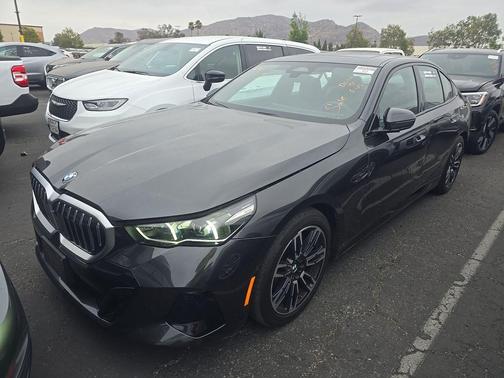 Dark Graphite 2026 BMW 530 i xDrive