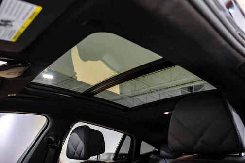 2025 BMW X6 xDrive40i