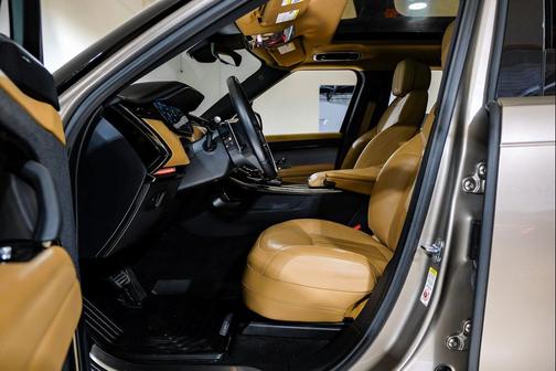 2023 Land Rover Range Rover Sport SE
