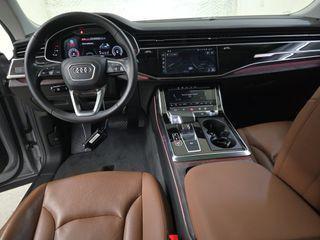 2022 Audi Q8 55 Premium Plus