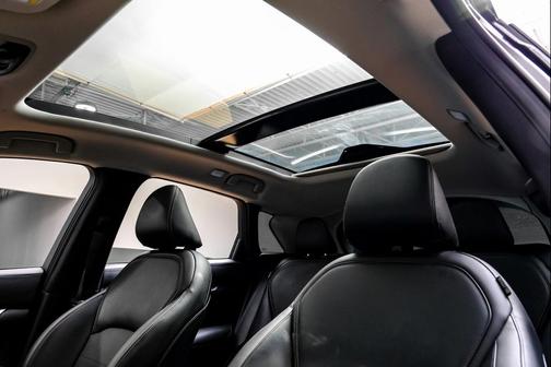 2022 INFINITI QX50 LUXE