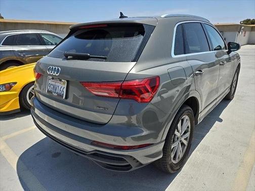 2023 Audi Q3 Premium 45 TFSI S line quattro Tiptronic