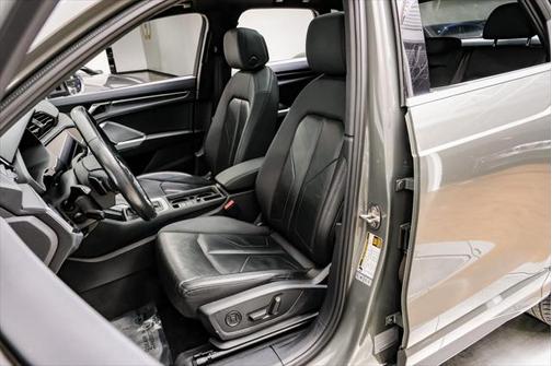 2023 Audi Q3 Premium 45 TFSI S line quattro Tiptronic
