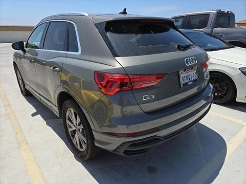 2023 Audi Q3 Premium 45 TFSI S line quattro Tiptronic