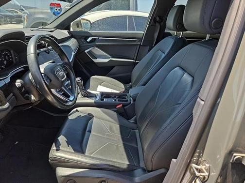 2023 Audi Q3 Premium 45 TFSI S line quattro Tiptronic