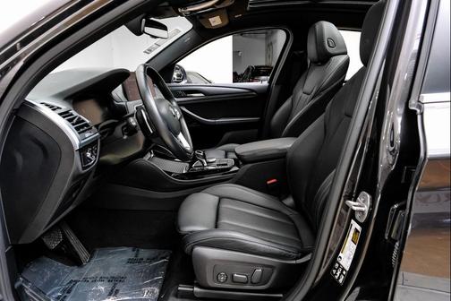 2024 BMW X4 xDrive30i