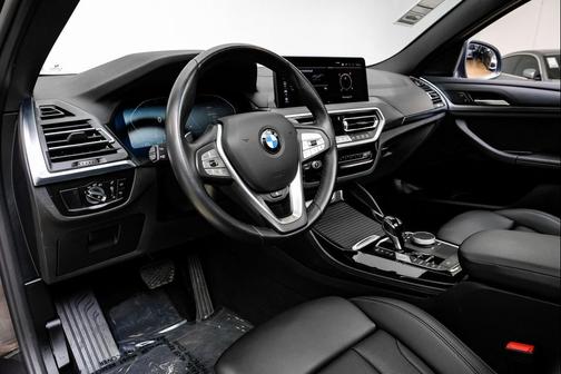2024 BMW X4 xDrive30i