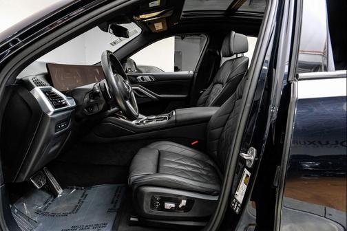 2025 BMW X6 xDrive40i