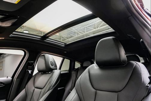 2023 BMW X4 xDrive30i