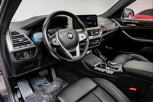 2024 BMW X4 xDrive30i
