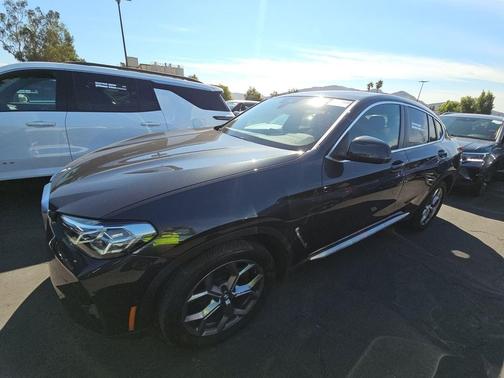 2024 BMW X4 xDrive30i