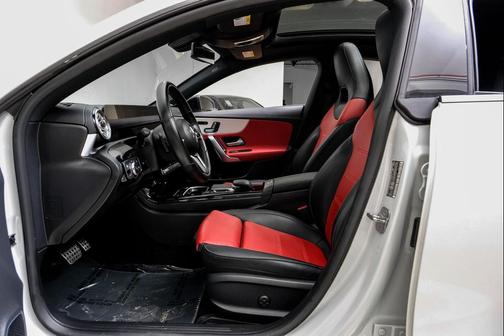 2023 Mercedes-Benz CLA 250 4MATIC