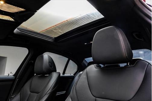 2024 BMW 330e Base
