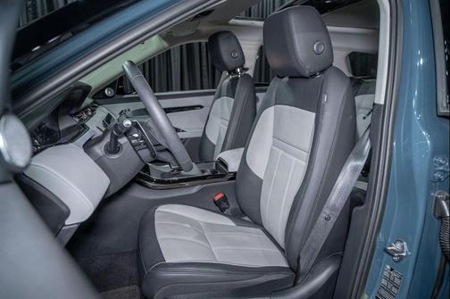 2024 Land Rover Range Rover Evoque Dynamic SE