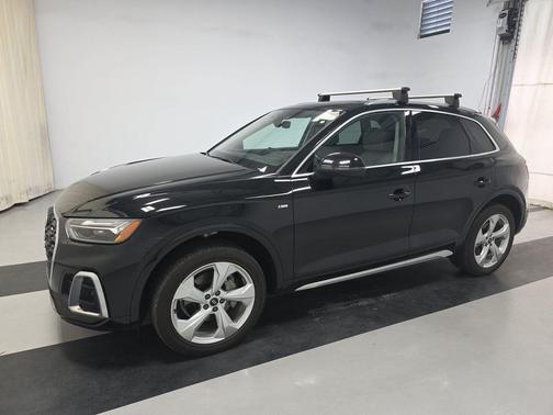 2023 Audi Q5 45 S line Premium Plus