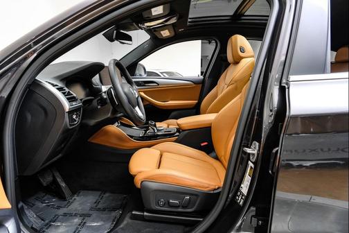 2025 BMW X4 xDrive30i