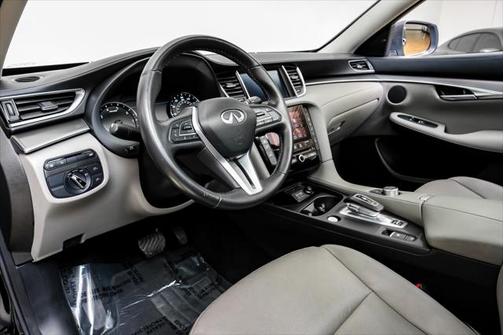 2023 INFINITI QX50 LUXE