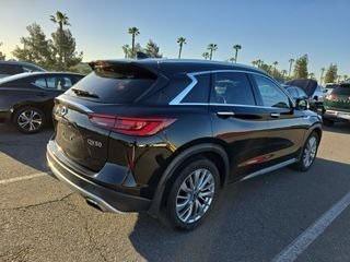 2023 INFINITI QX50 LUXE