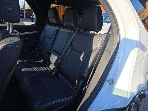 2023 Land Rover Discovery P300 S R-Dynamic