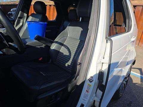 2023 Land Rover Discovery P300 S R-Dynamic