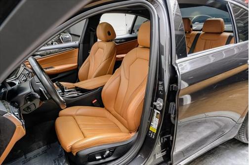 2022 BMW 530 i xDrive