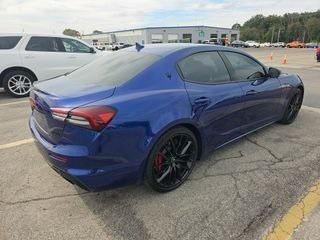 2022 Maserati Ghibli Modena Q4