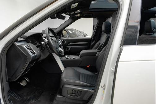 White 2023 Land Rover Discovery P300 S R-Dynamic