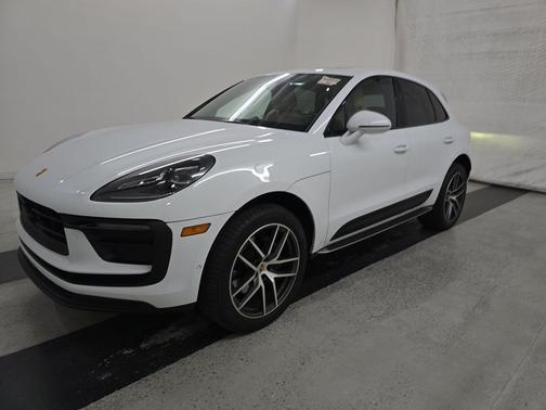2024 Porsche Macan Base